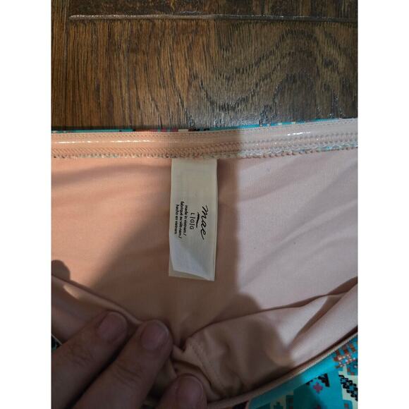 Mae Anne Off Shoulder Women's One-Piece Bathing Suit Aztec Blue Size Large - Picture 5 of 5